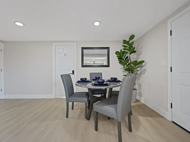 3664 Florida Blvd — Photo 8