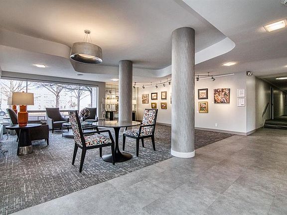 5th image of 333 W Meyer Blvd Floor 7