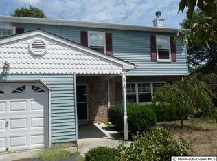 5 Driftwood Ct, Barnegat, NJ 08005