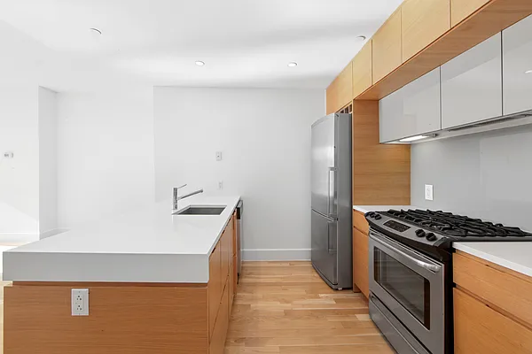 Rented by Mirador Real Estate | media 7
