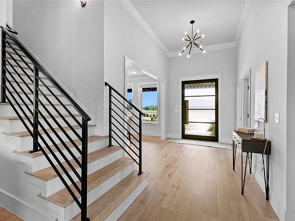 5th image of 2664 Highlands Way