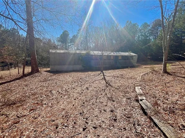 294 Ponderosa Point, Townville, SC 29689