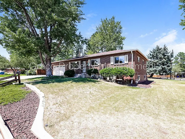 12396 W Ohio Cir — Photo 2