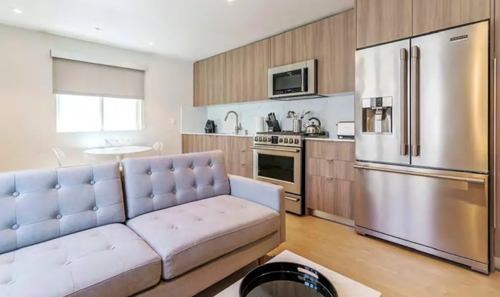 2 bed, 538 sqft, $3,295 — Photo 1