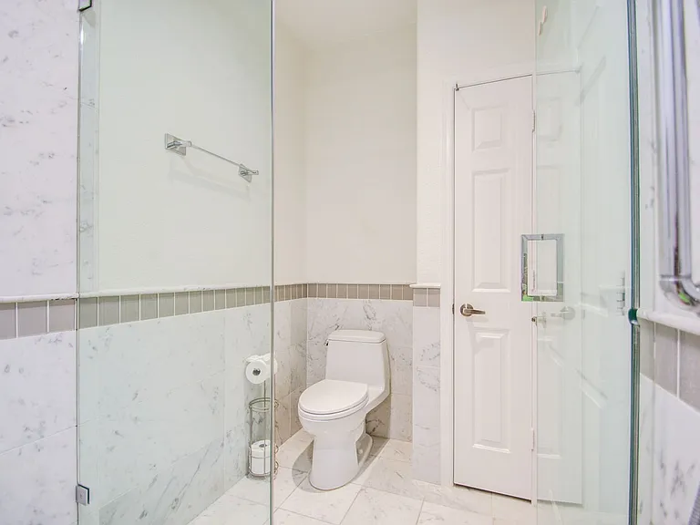 435 W Rio Salado Pkwy #208 — Photo 13