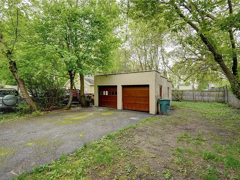 49 Depew St — Photo 30