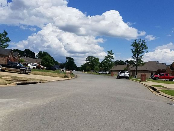 4th image of 7109 Northlake Dr