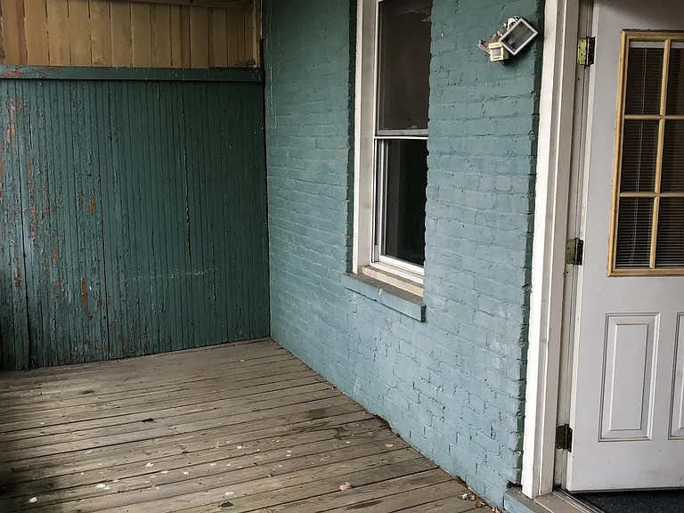 1240 Half St SW #WHOLE HOUSE — Photo 3