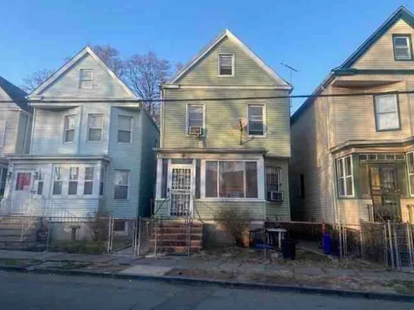 42 Springdale Ave, East Orange, NJ 07017