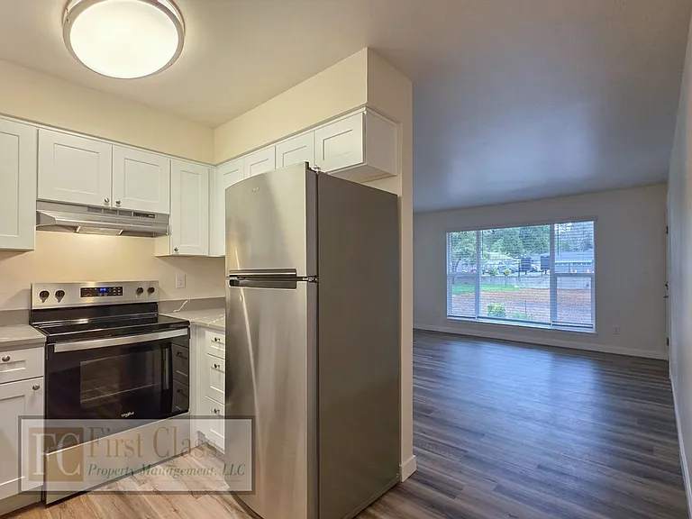 Westview Terrace — Photo 34
