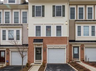 707 Glouster Knoll Dr, Silver Spring, MD 20901