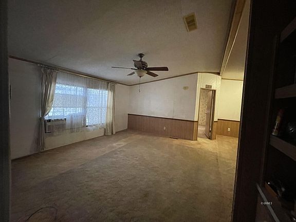 5th image of 1535 W Thatcher Blvd #93