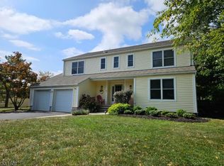 42 Reading Rd, Flemington, NJ 08822
