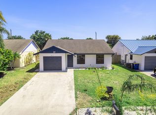 5917 SE Collins Ave, Stuart, FL 34997