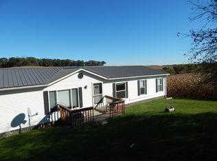 1281 Ness Ridge Rd, Waterville, IA 52170