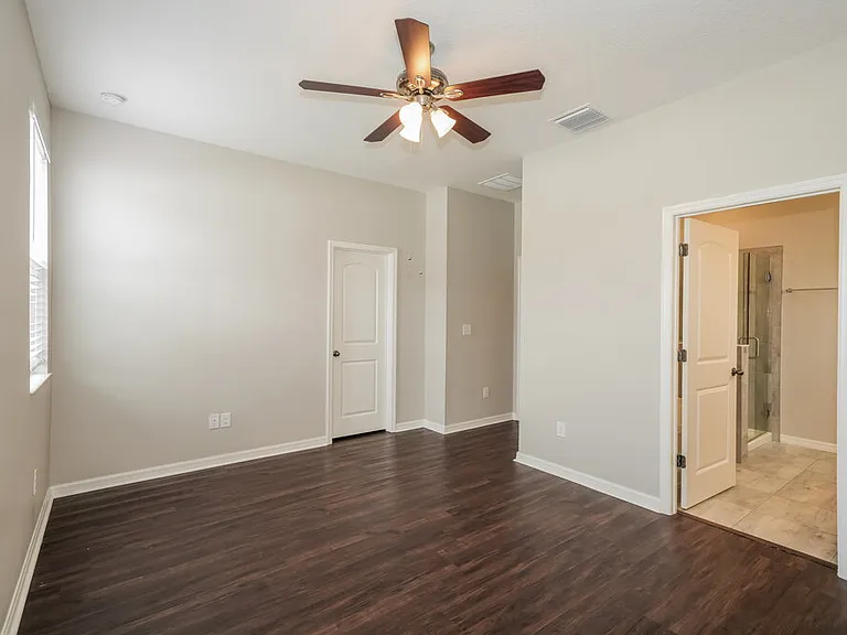 7729 Sunshine Bridge Ave — Photo 10