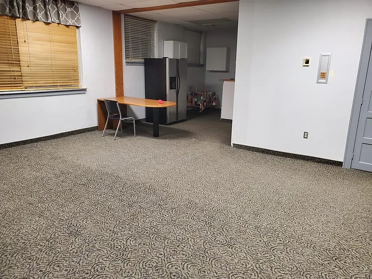 401 W Luverne St #2 — Photo 12