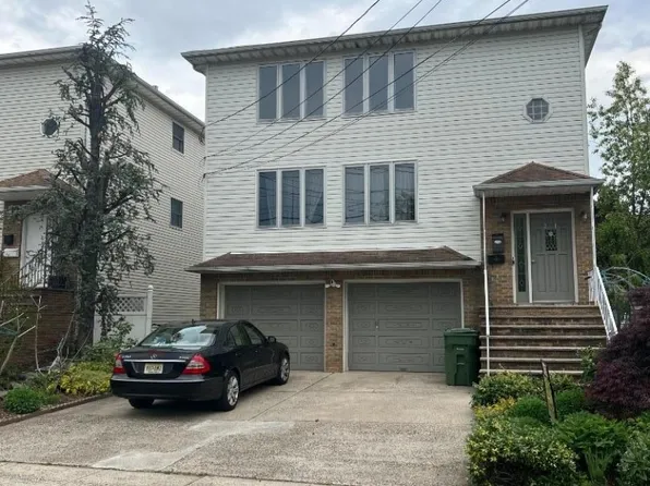 21 W Henry St, Linden, NJ 07036
