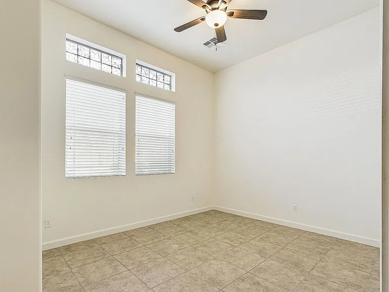 2209 W Red Range Way — Photo 17