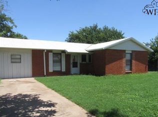 4624 Cove Rd, Wichita Falls, TX 76310