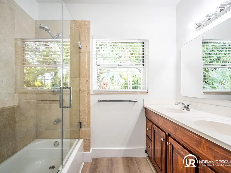 1691 NE 143rd St — Photo 34