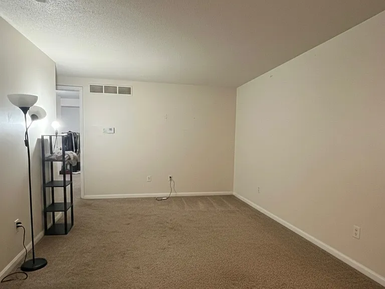 3948C Ridge Lea Rd #C — Photo 1