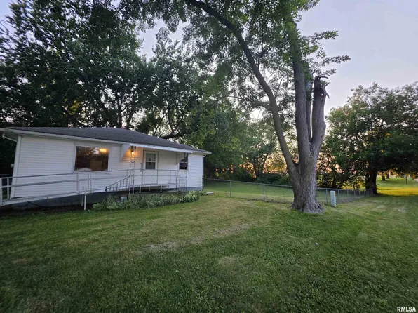 1380 Knox Highway 9, Galesburg, IL 61401