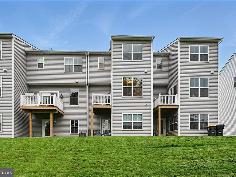 825 Pecan Rd — Photo 26