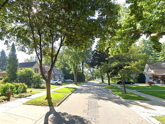 5th image of 657 Arlington Ave