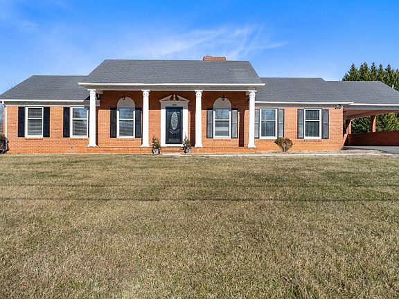 2nd image of 258 Mountainview Dr