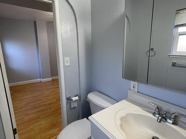 1705 Linden St #2 — Photo 13