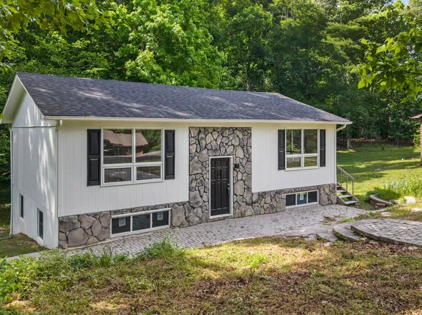 134 Canary Dr NW, Cleveland, TN 37312