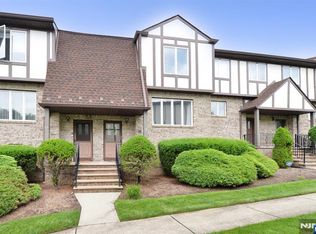 64 Canterbury Ln, New Milford, NJ 07646