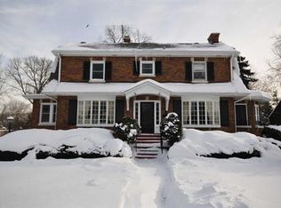 243 Bartram Rd, Riverside, IL 60546