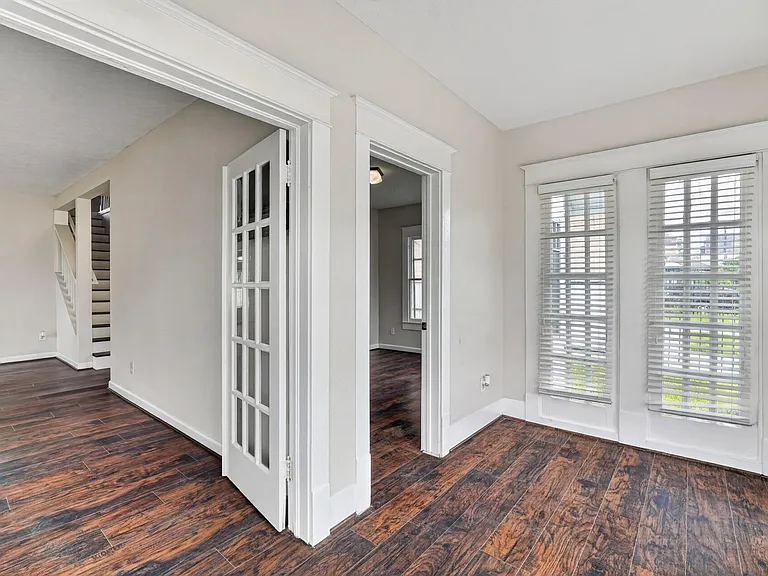 5401 N Capitol St — Photo 14