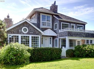 158 N Larch St, Cannon Beach, OR 97110
