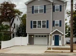 14 Homestead Ave, West Haven, CT 06516