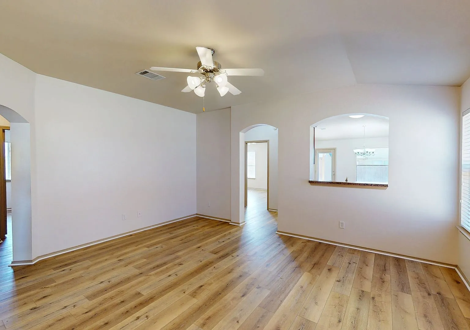 3 Bedrooms | 2 Bathrooms | New Flooring | Fresh Paint | Spanish Oaks — Photo 3