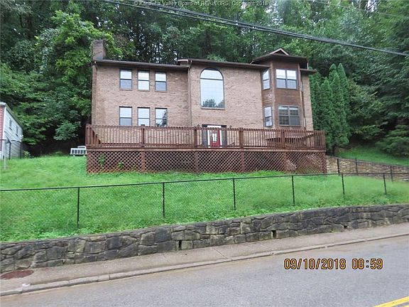 2nd image of 942 Montrose Dr