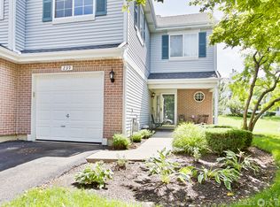 239 Sierra Pass #3, Schaumburg, IL 60194
