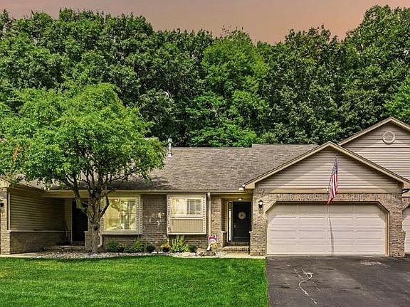 4th image of 37552 Dianne Ln N #70