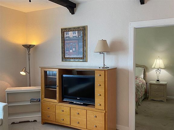 5th image of 238 TAMPA AVENUE W #6B
