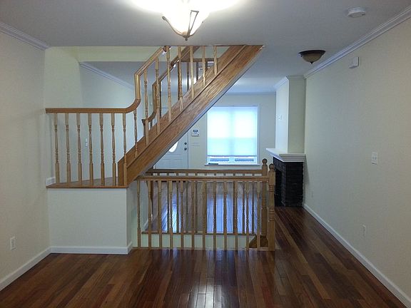 5th image of 9320 Lafayette Walk #1