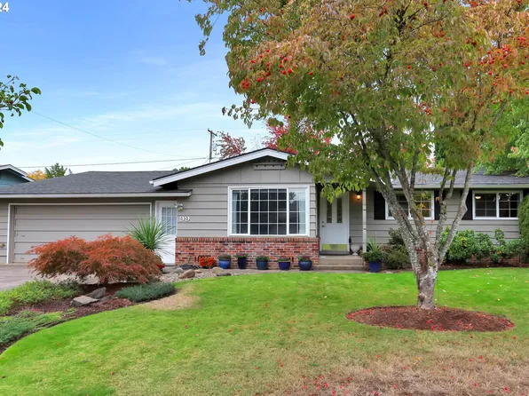 99 Wedgewood Dr, Eugene, OR 97404