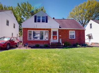 3882 Wallingford Rd, South Euclid, OH 44121