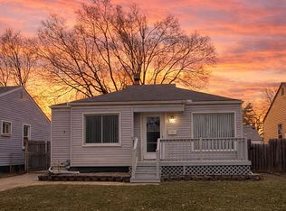 622 Mayflower Ave, Lincoln Park, MI 48146