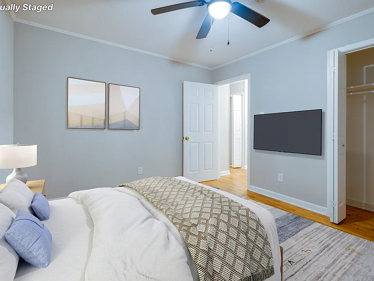 1813 Younger Ave #B — Photo 4