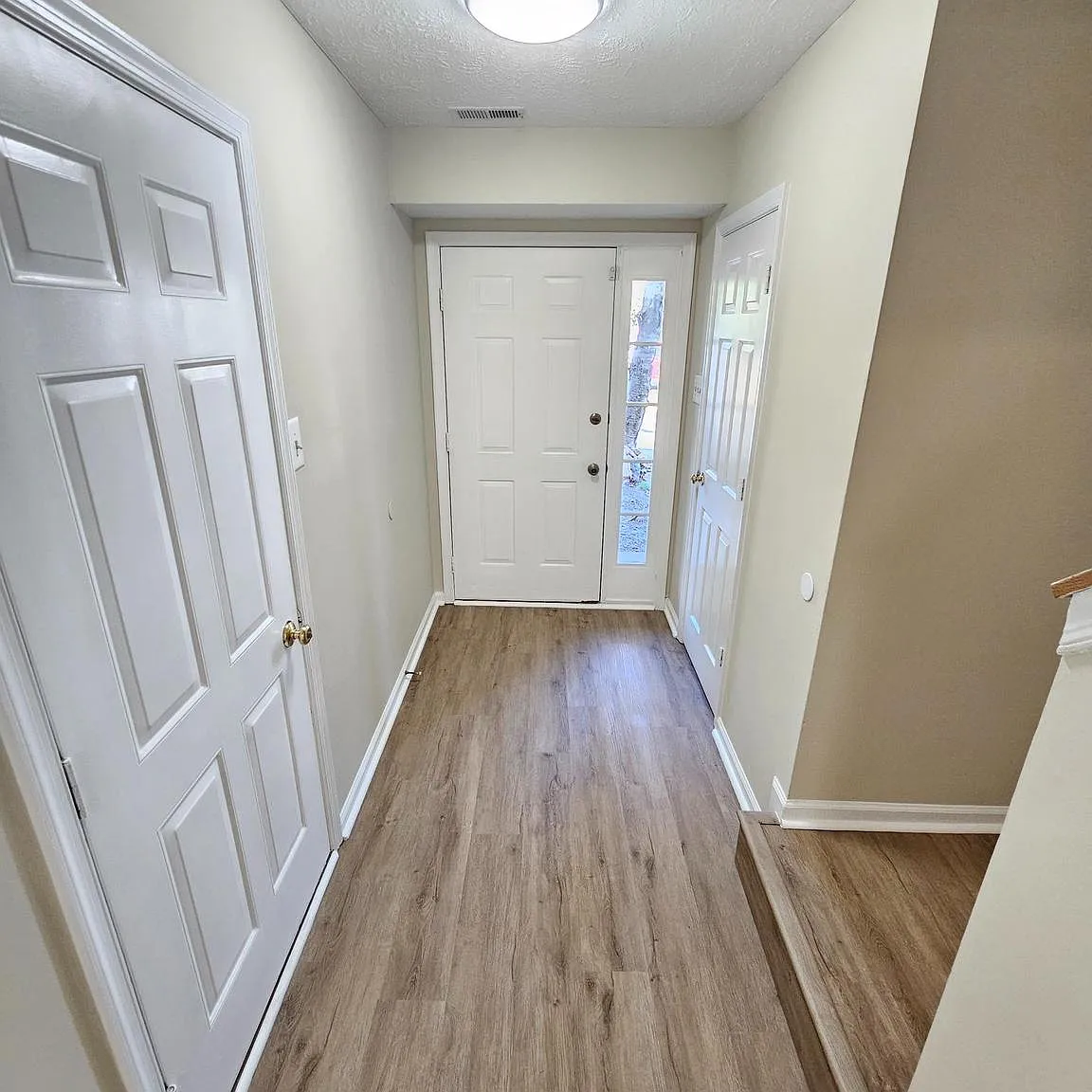 3 bed, 4.0 bath, 1620 sqft, $2,850 — Photo 2