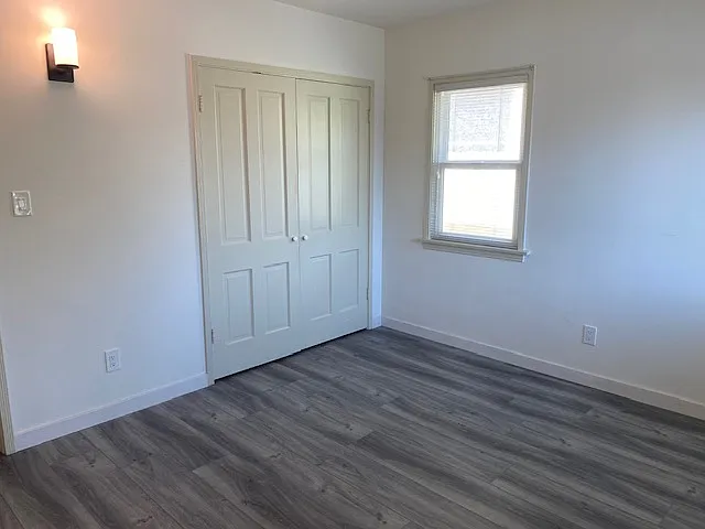 1523 N Grand Oaks Ave — Photo 10