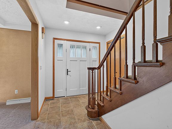 5th image of 3107 Lorton Ave